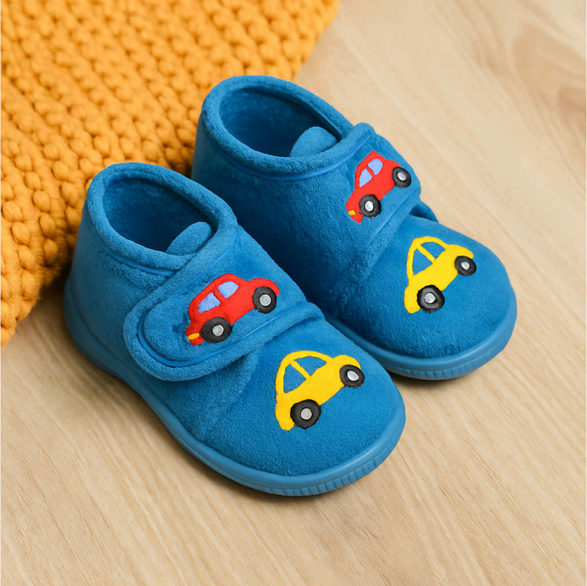 Пантофи за момчета