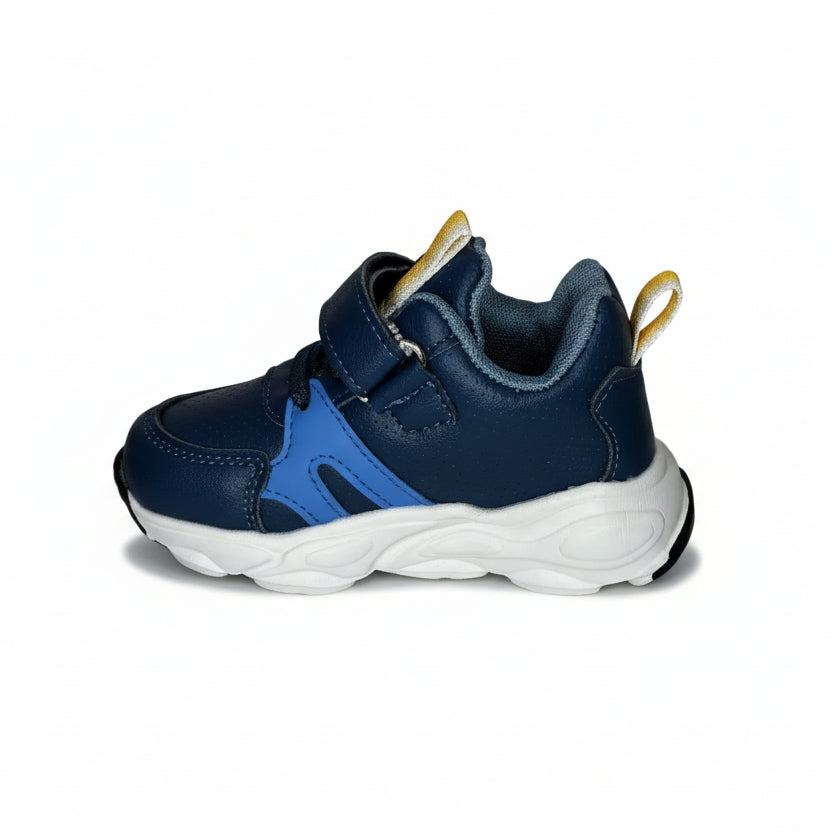 детски маратонки сини страничен изглед