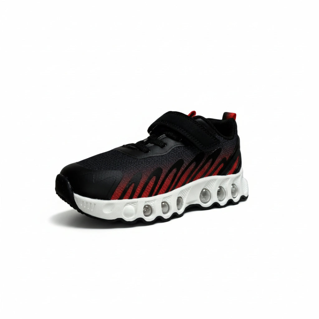 спортни маратонки за момче Clibee модел 115 черно червено