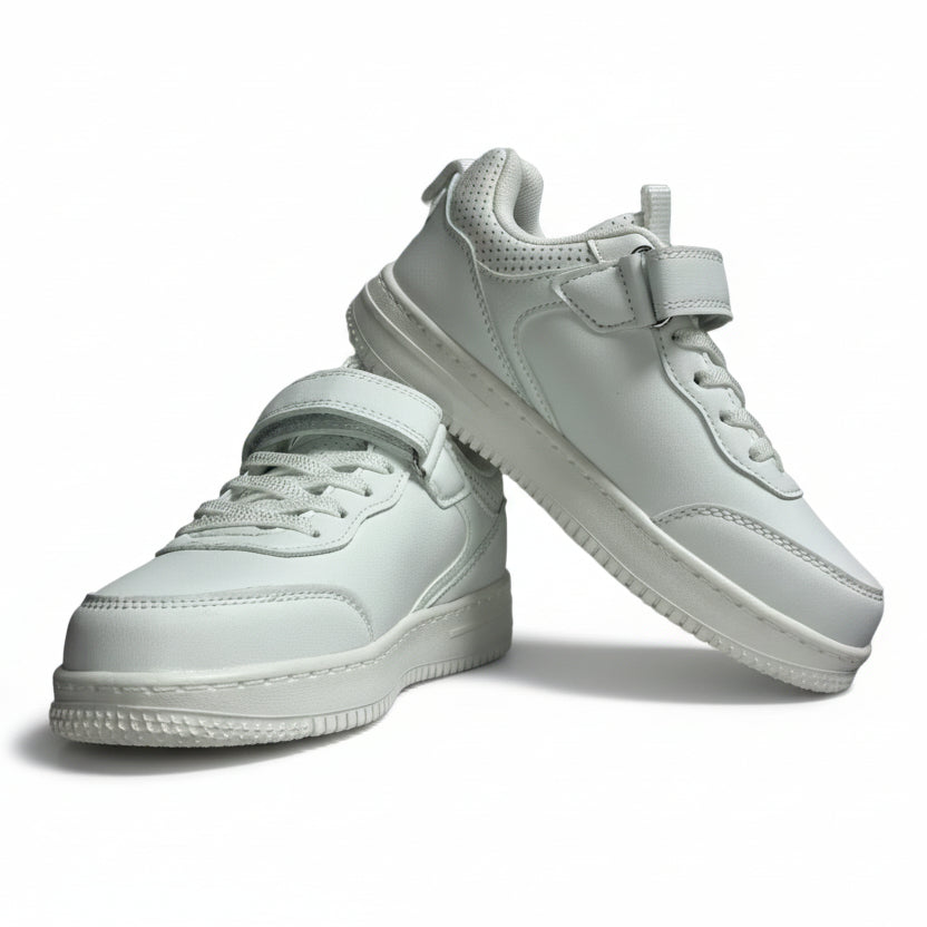 Детски бели сникърси за момиче Clibee Модел 108