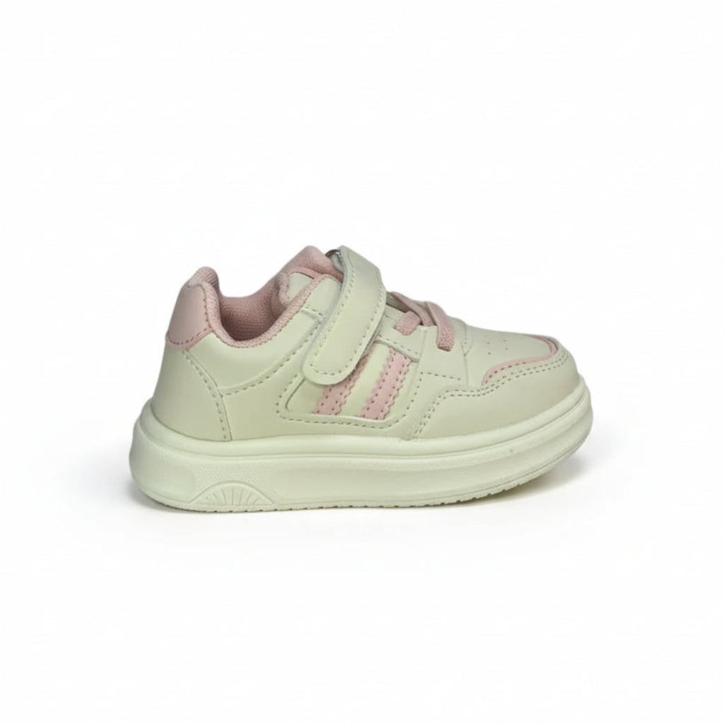 детски сникърси за момиче бели с розови ленти модел 118 страничен изглед от към закопчаване