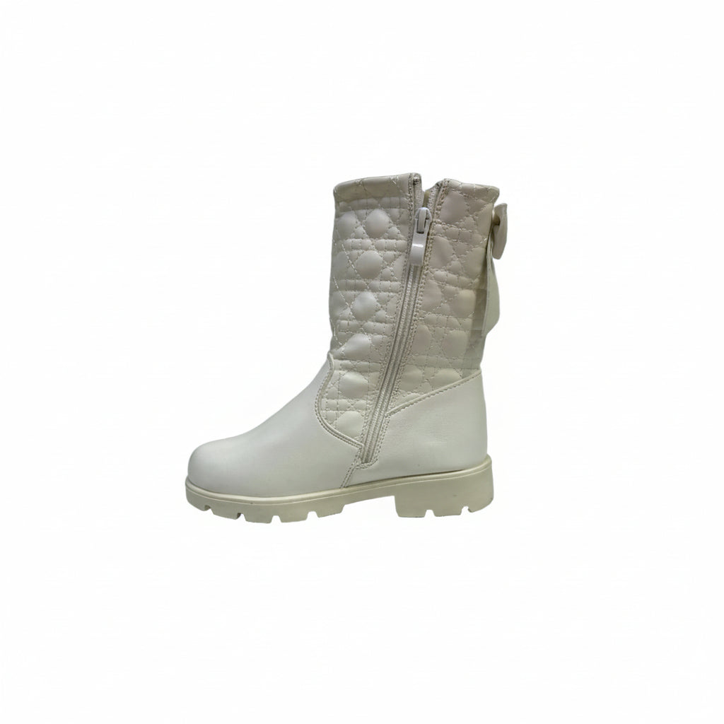 Детски бели къси ботуши от еко кожа Модел 063