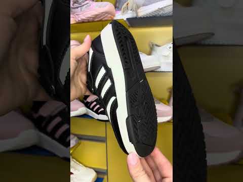 Детски маратонки за момче Clibee Модел 098 черно и бяло 32-37